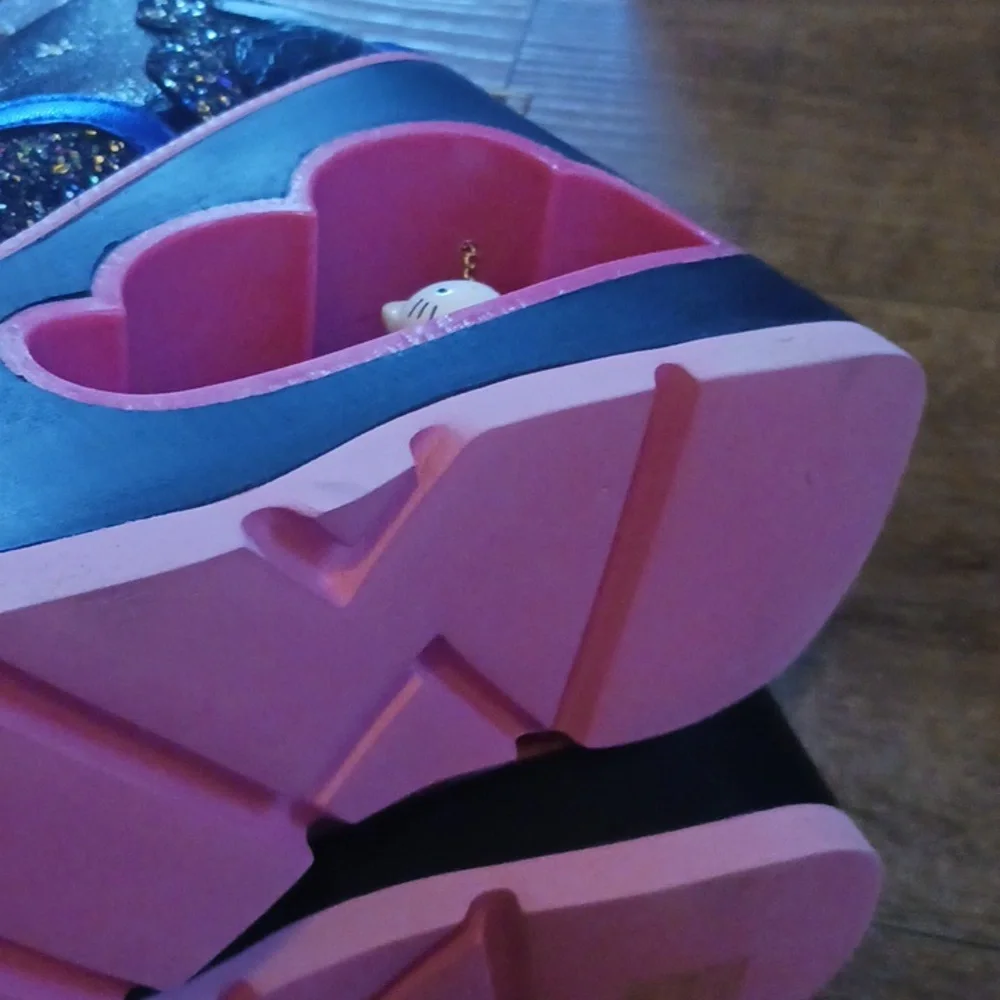 Irregular Choice Hello Kitty Cavern Platform Boots Size 39/8.5 - Picture 11 of 16